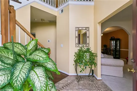 Entry Way - 828 Sheffield St, Hampton, VA 23666 photo 1 of 4