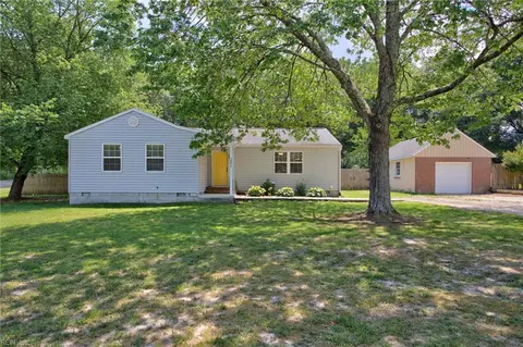 7202 Hopkins Cir, Gloucester, VA 23061
