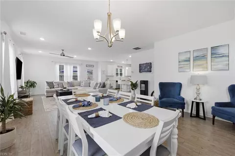 Dining - 508 Esterview Ln, Chesapeake, VA 23322 photo 1 of 1