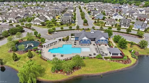 View/Area - 508 Esterview Ln, Chesapeake, VA 23322 photo 1 of 7