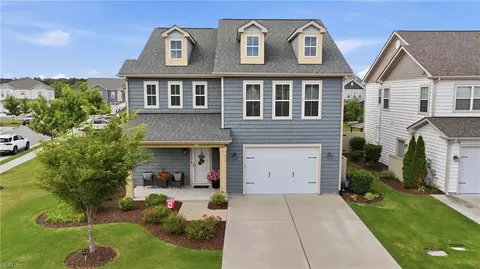 508 Esterview Ln, Chesapeake, VA 23322