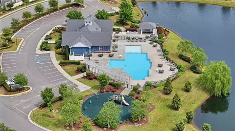 View/Area - 508 Esterview Ln, Chesapeake, VA 23322 photo 2 of 7