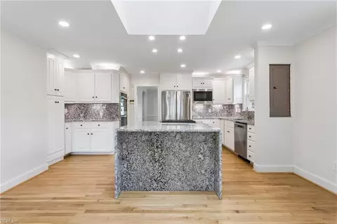 4031 Chesapeake Ave, Hampton, VA 23669