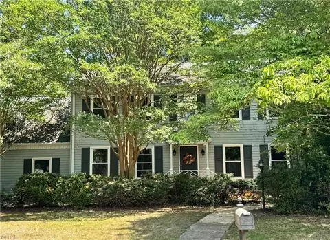 3 Katies Cir, Newport News, VA 23606