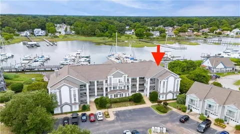 1003 High Dunes Quay Quay #206, Hampton, VA 23664