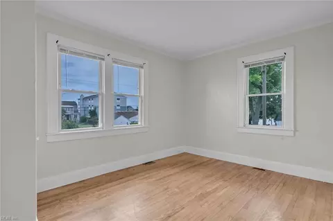 Bedroom - 1607 E Ocean View Ave, Norfolk, VA 23503 photo 1 of 15
