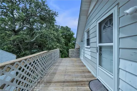 Exterior - 1607 E Ocean View Ave, Norfolk, VA 23503 photo 4 of 4