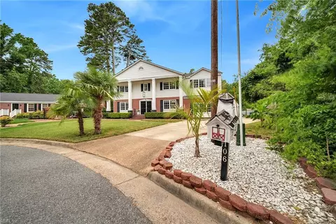 106 Kelsor Dr, Poquoson, VA 23662