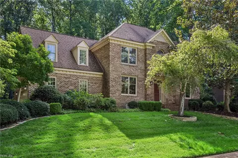 217 Yorkshire Dr, Williamsburg, VA 23185
