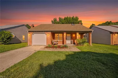 1856 Haviland Dr, Virginia Beach, VA 23454