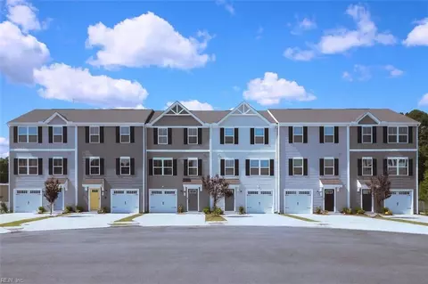 98 Clara Ct, Suffolk, VA 23434