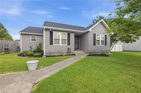 4552 Magnolia Dr, Suffolk, VA 23435