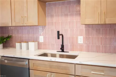 Kitchen - 807 Morris St, Hampton, VA 23663 photo 4 of 5