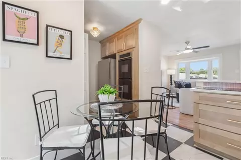 Dining - 807 Morris St, Hampton, VA 23663 photo 2 of 2