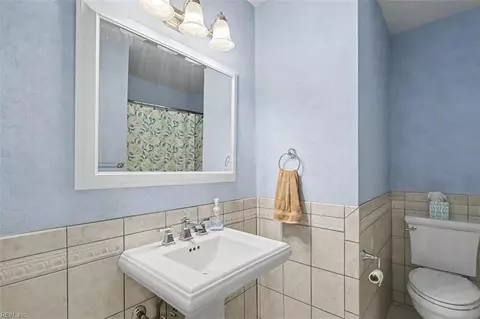 Bath - 8172 Manor Dr, Gloucester, VA 23061 photo 5 of 6