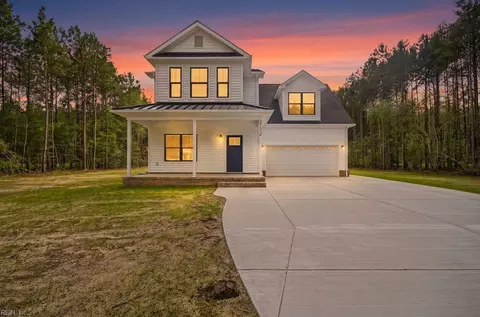 2132 Skeetertown Rd, Suffolk, VA 23434