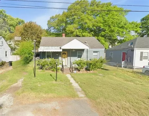 103 Decatur St, Portsmouth, VA 23702