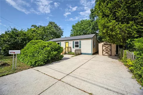 8857 Devon St, Norfolk, VA 23503