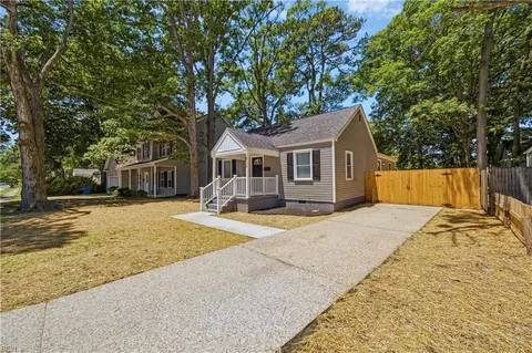 Exterior - 5116 Woolsey St, Norfolk, VA 23513 photo 2 of 6