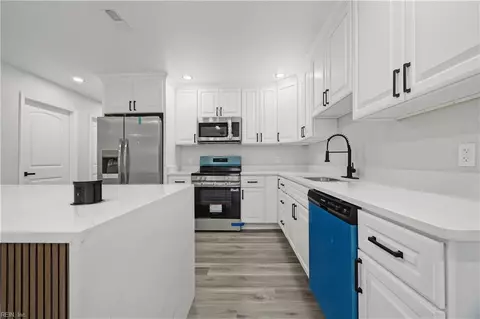Kitchen - 5116 Woolsey St, Norfolk, VA 23513 photo 1 of 2