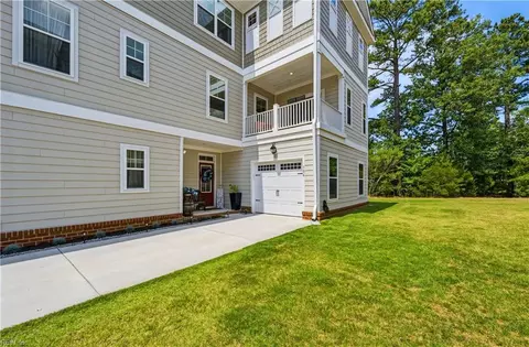 106 Genoa Ct, Tabb, VA 23693