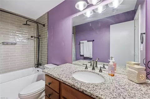 Bath - 246 Dockside Dr #C, Hampton, VA 23669 photo 2 of 2