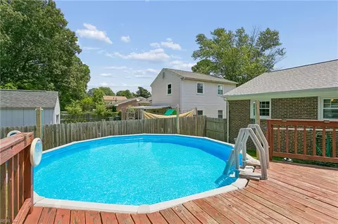 Exterior - 303 Nancy Dr, Hampton, VA 23669 photo 5 of 9