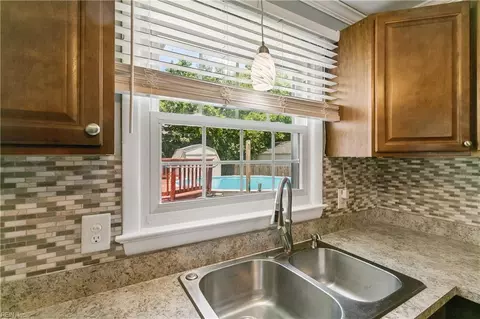 Kitchen - 303 Nancy Dr, Hampton, VA 23669 photo 4 of 5