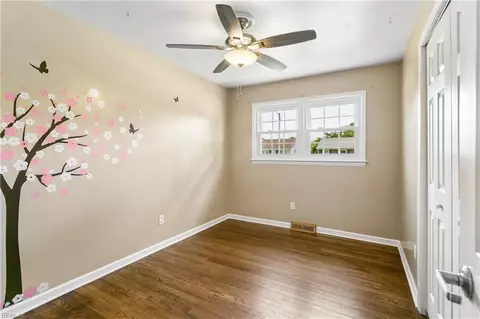 Bedroom - 303 Nancy Dr, Hampton, VA 23669 photo 6 of 8