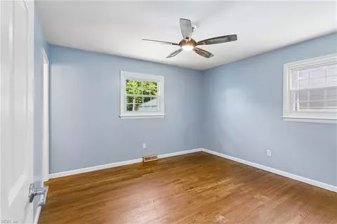 Bedroom - 303 Nancy Dr, Hampton, VA 23669 photo 1 of 8