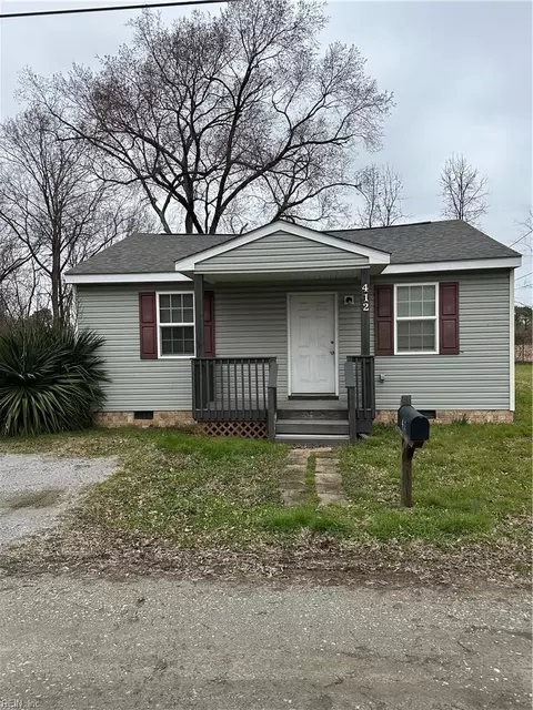 412 Pleasant St, Suffolk, VA 23434