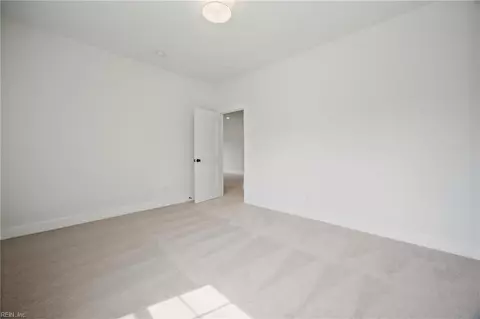 Bedroom - 229 La Salle Ave, Hampton, VA 23661 photo 9 of 11