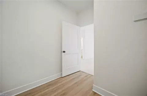 Entry Way - 229 La Salle Ave, Hampton, VA 23661 photo 7 of 7