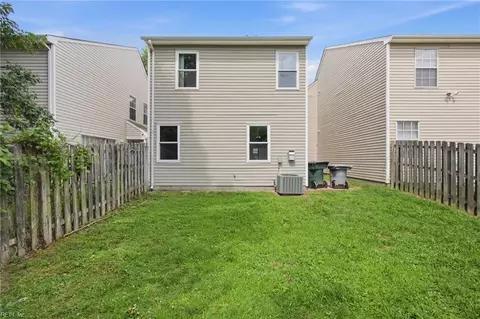 Exterior - 17 Camellia Ln, Hampton, VA 23663 photo 8 of 12