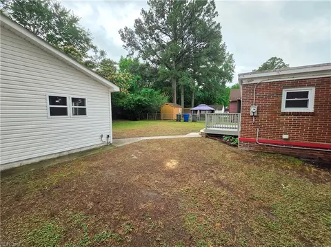Exterior - 504 Cedar Ct, Suffolk, VA 23434 photo 3 of 3