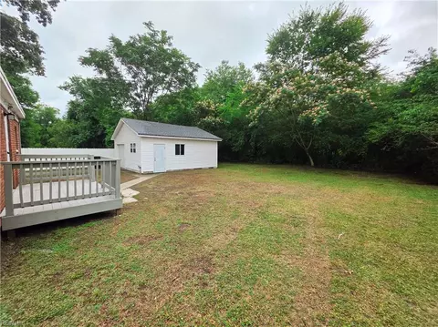 Exterior - 504 Cedar Ct, Suffolk, VA 23434 photo 2 of 3