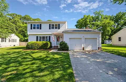 10 Locust Rn Run, Poquoson, VA 23662