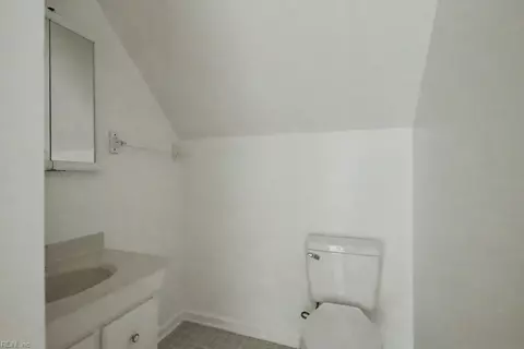 Bath - 6495 Glenside Court Ct, Gloucester, VA 23061 photo 4 of 4
