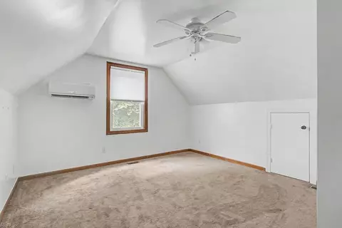 Bedroom - 6495 Glenside Court Ct, Gloucester, VA 23061 photo 2 of 4