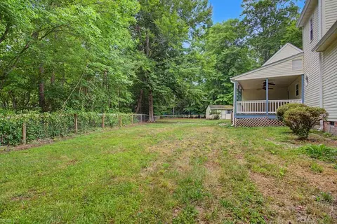 Exterior - 6495 Glenside Court Ct, Gloucester, VA 23061 photo 7 of 8