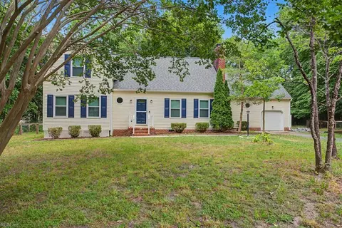 Exterior - 6495 Glenside Court Ct, Gloucester, VA 23061 photo 2 of 8