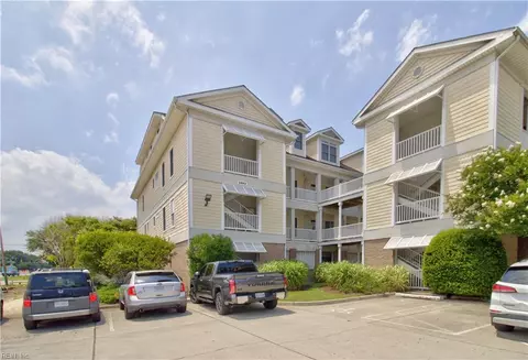 2992 Shore Dr #303, Virginia Beach, VA 23451