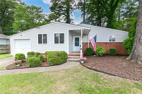 3504 Olympia Ln, Virginia Beach, VA 23452