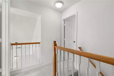 Entry Way - 2007 Nicklaus Dr, Suffolk, VA 23435 photo 8 of 8