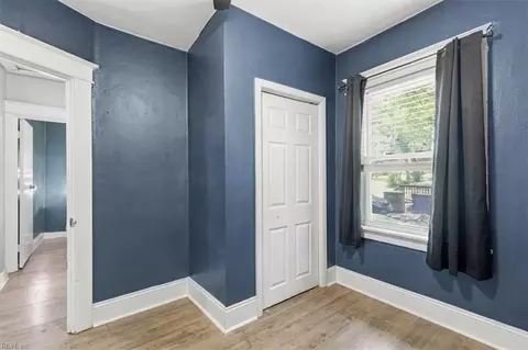 Entry Way - 2931 Vimy Ridge Ave, Norfolk, VA 23509 photo 1 of 2