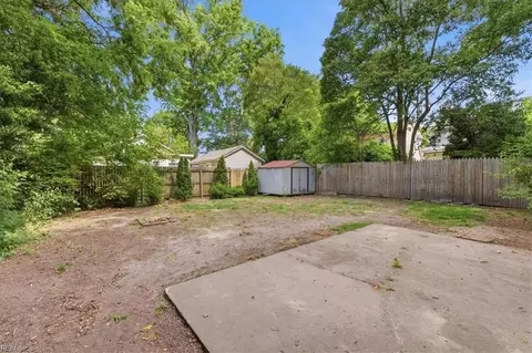 Exterior - 2931 Vimy Ridge Ave, Norfolk, VA 23509 photo 2 of 2