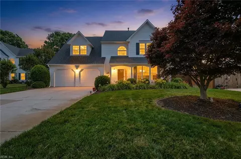 511 Winterwater Ct, Chesapeake, VA 23320