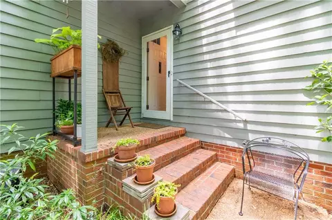 Exterior - 521 Spring Trce, Williamsburg, VA 23188 photo 2 of 6