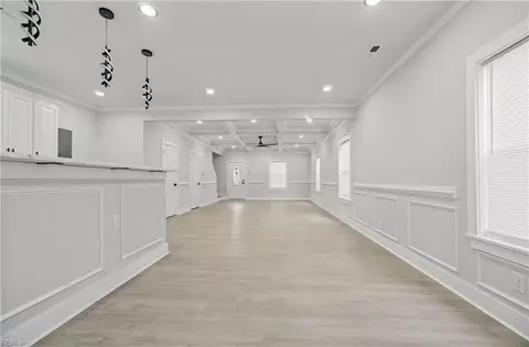 Living - 626 Day St, Hampton, VA 23661 photo 2 of 3
