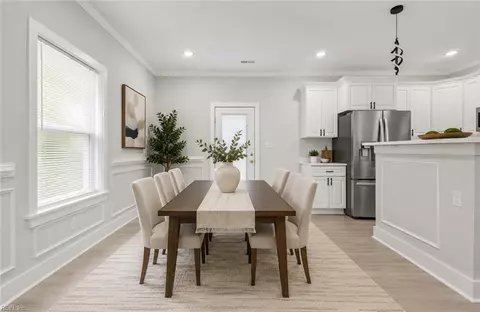 Dining - 626 Day St, Hampton, VA 23661 photo 1 of 1
